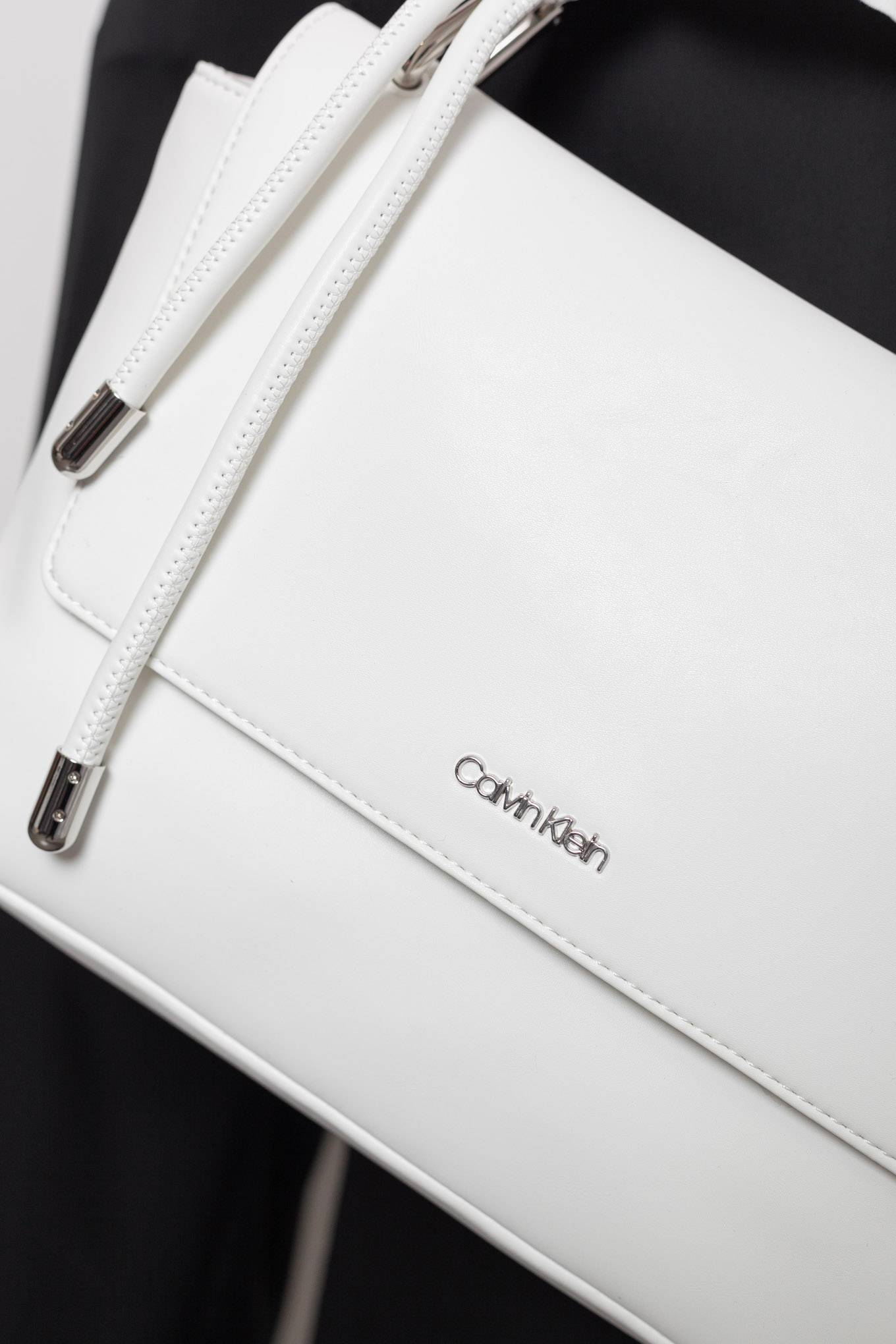 Calvin klein store frame shoulder bag