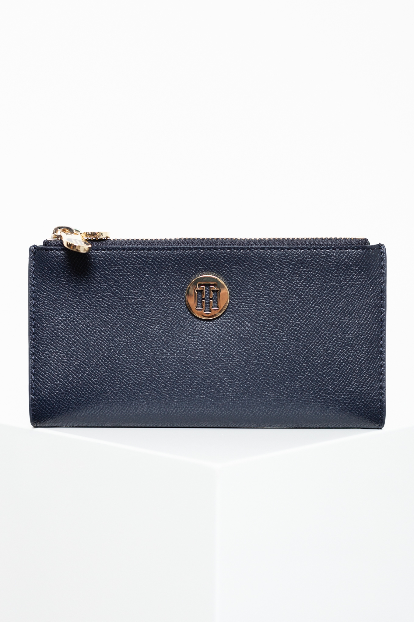 tommy hilfiger honey slim wallet