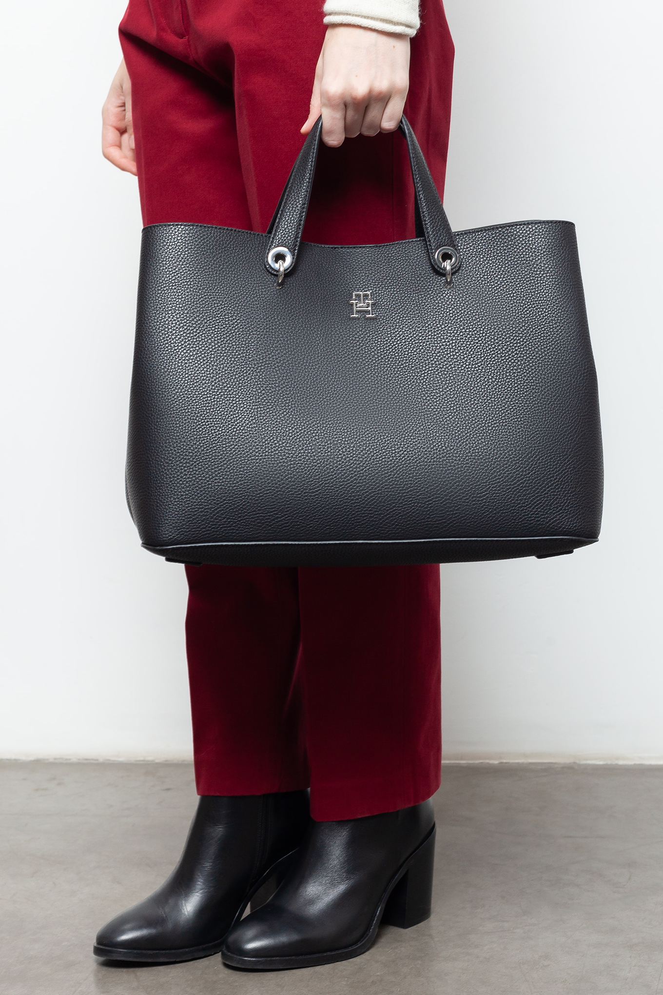 Tommy hilfiger satchel hotsell