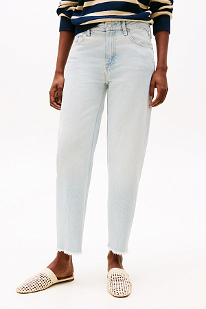 Джинсы женские TOMMY HILFIGER TAPERED RW A SKY WW0WW44370 