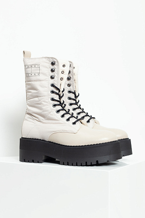 Женские ботинки TOMMY JEANS FLATFORM PADDED BOOT EN0EN02006