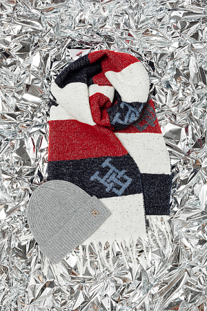 Шарф женский TOMMY HILFIGER LIMITLESS CHIC CB SCARF AW0AW15353 