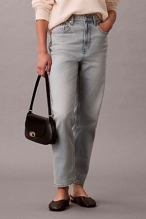 Джинсы женские CALVIN KLEIN HR TAPER JEAN STRATOSPHERE LV047E908G 