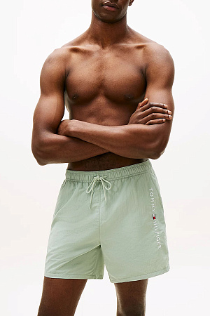 Шорты плавательные мужские TOMMY HILFIGER ZIP POCKET MID LENGTH SWIMSHORTS UM0UM03748 