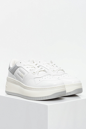 Женские кеды TOMMY JEANS TJW RETRO BASKET FLATFORM PATENT EN0EN02523 