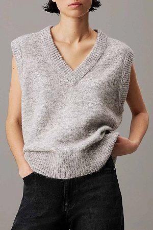 Свитер женский CALVIN KLEIN TEXTURED SWEATER VEST J20J224637 