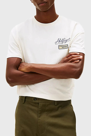 Футболка мужская TOMMY HILFIGER MODERN ATH GRAPHIC BADGE TEE MW0MW41471 