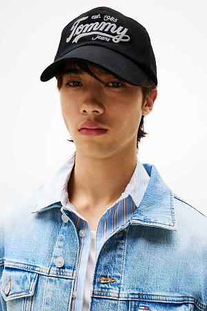 Кепка мужская TOMMY JEANS TJM ARCHIVE SCRIPT CAP AM0AM13550 